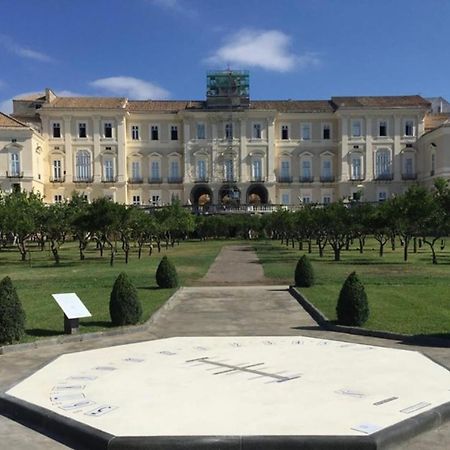 La Parthenope Suites Portici Bagian luar foto